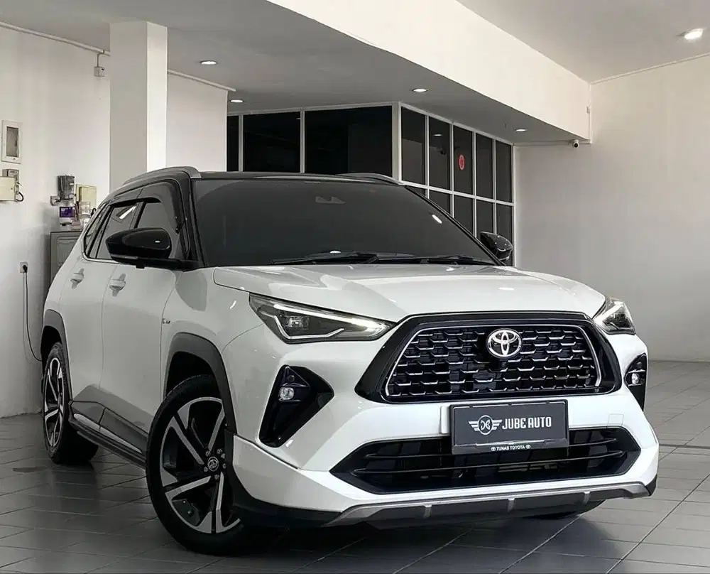 LIKE NEW LOW KM 14RB TOYOTA YARIS CROSS 1.5 S GR HYBRID TSS 2024