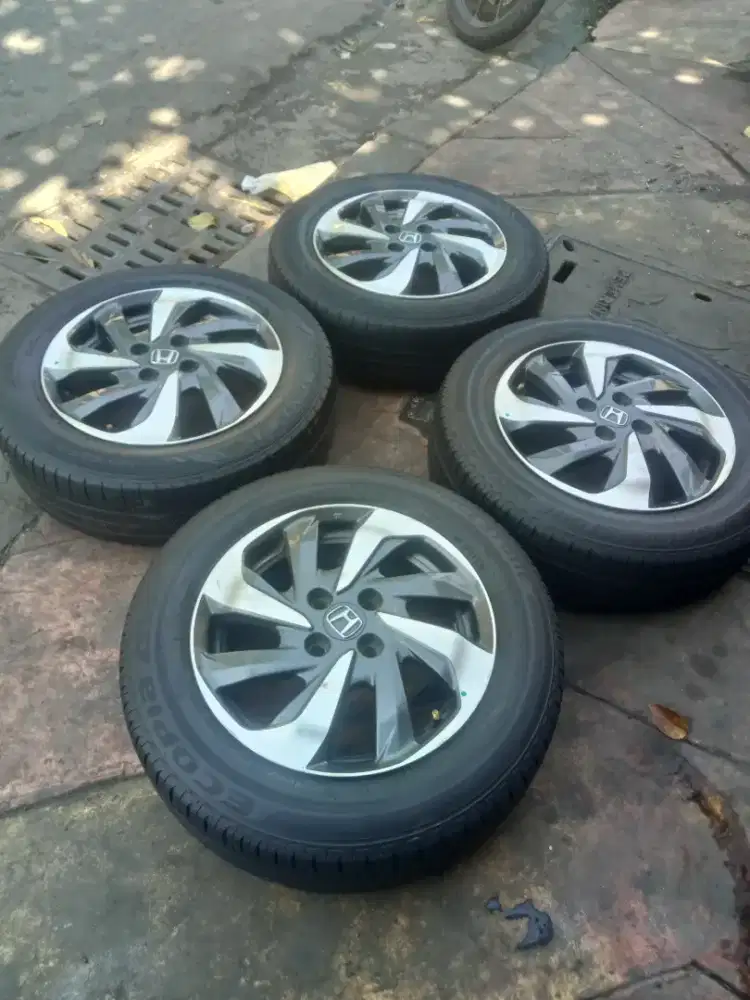 Oem Mobilio rs,ring 15 baut,4/100