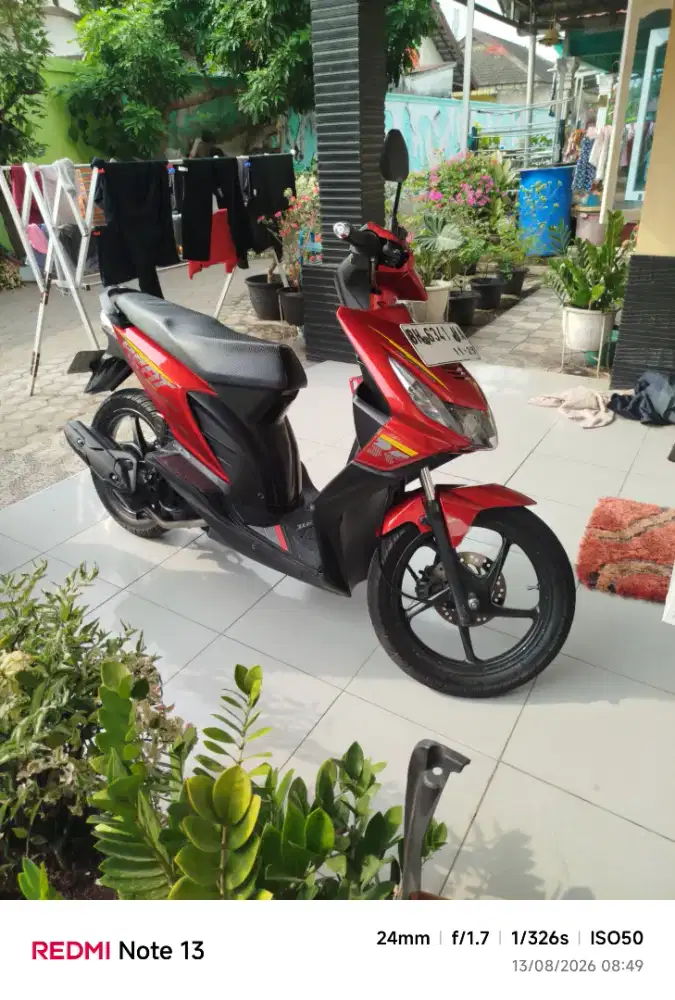 Di jual beat karbu 2009 warna merah maroon full standart