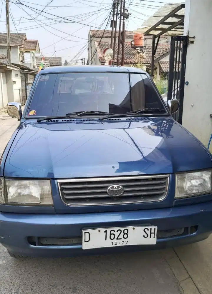 Jual Toyota Kijang Bensin LSX 1999