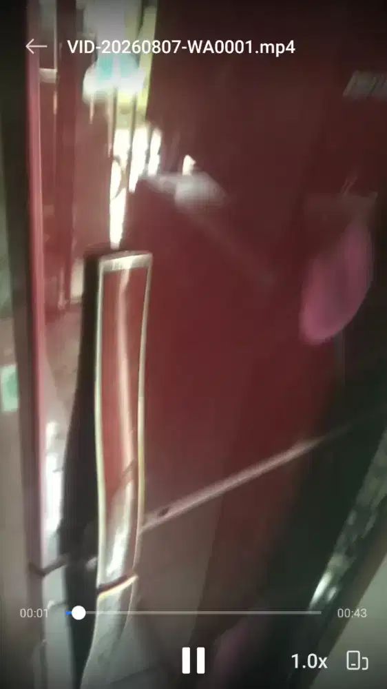 Kulkas dua pintu beku