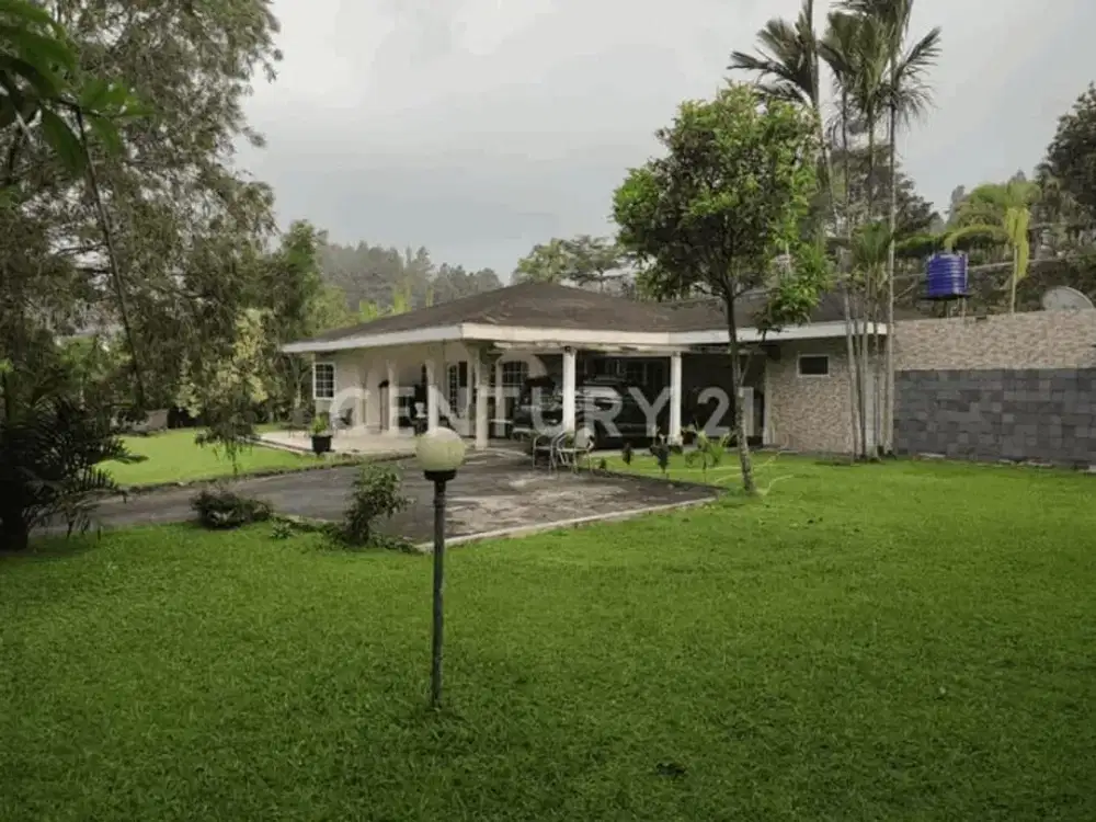 DIJUAL & DISEWAKAN Villa Dengan Lingkungan yang Nyaman dan Asri yang Cocok Untuk Tempat Berlibur di Colibah, Cimacan, Jawa barat