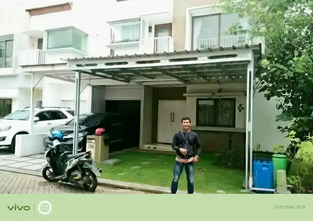 Pasang kanopi baja ringan