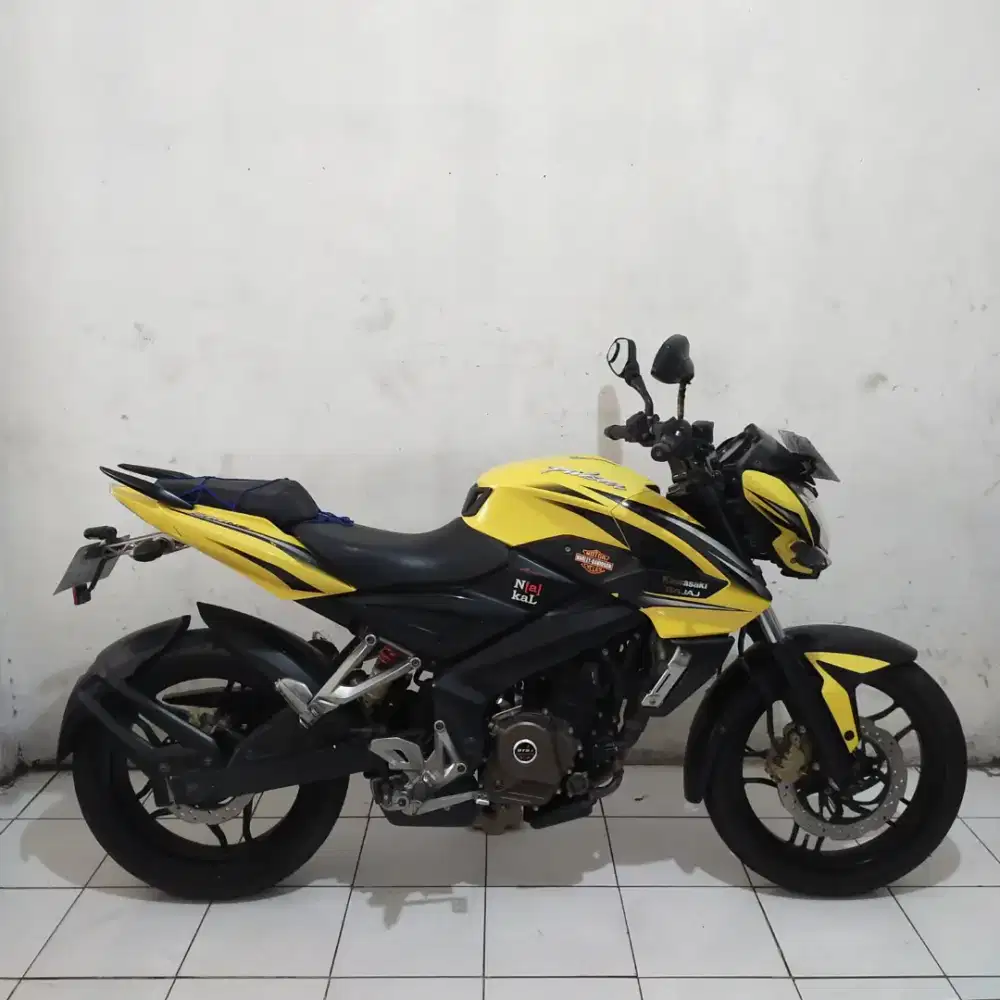 Kawasaki NS200 2014 Orisinil Bagus lengkap Mesin Cakep