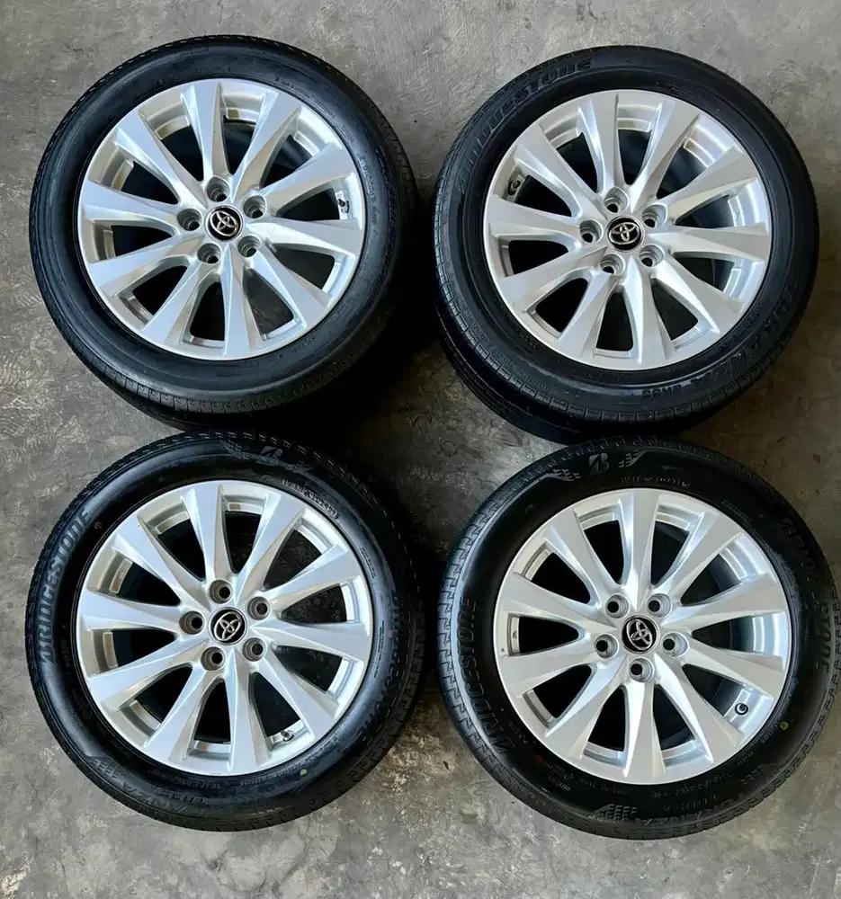 Velg ban ori Camry hybrid 2021