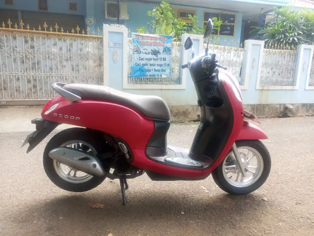 Honda Scoopy 2021 keyless stylish like new
