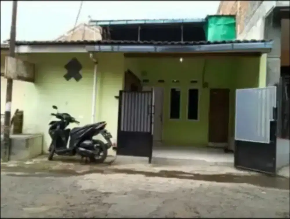 SEWA RUMAH 3 KAMAR KOMPLEK PERMATA