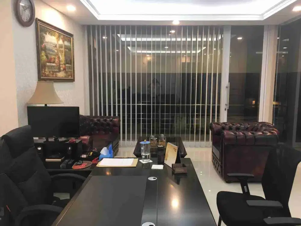 Gedung Kantor Siap Pakai Bagus Di Area Kemang