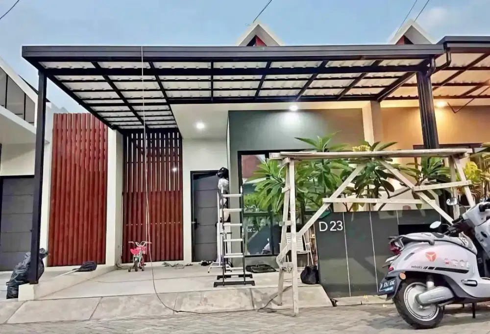 Kanopi baja ringan dan garasi