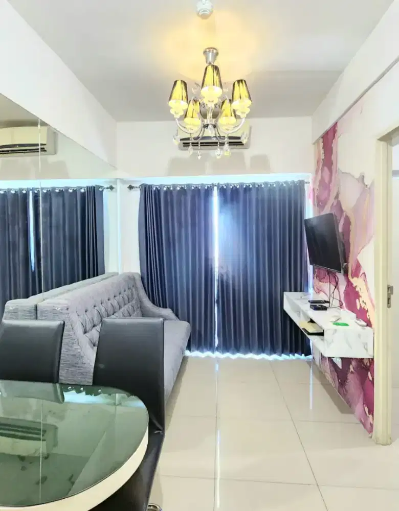 DiSewakan unit 2BR corner Furnished Apartemen Tanglin, Surabaya