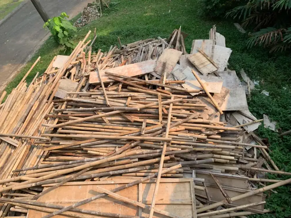 Jual bambu bekas bangunan