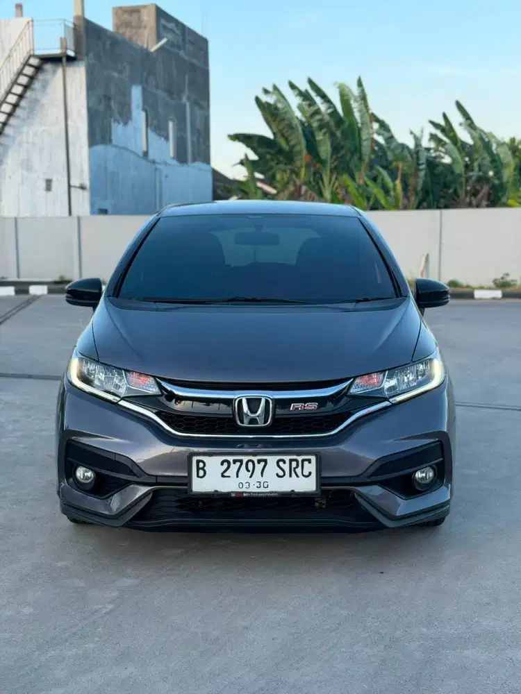 DIJUAL HONDA JAZZ RS MATIC 2020 ISTIMEWA BERSIH