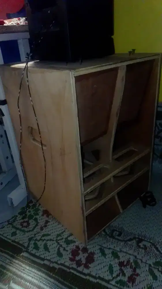 box f1 + speaker 10 inch