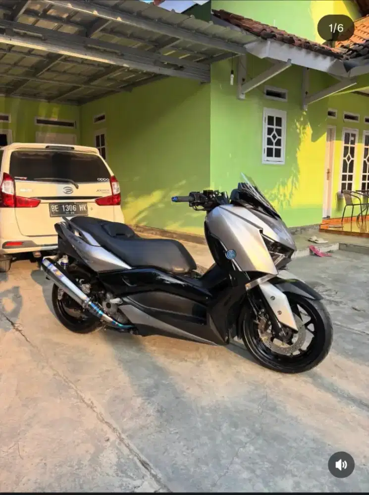Yamaha X-Max old