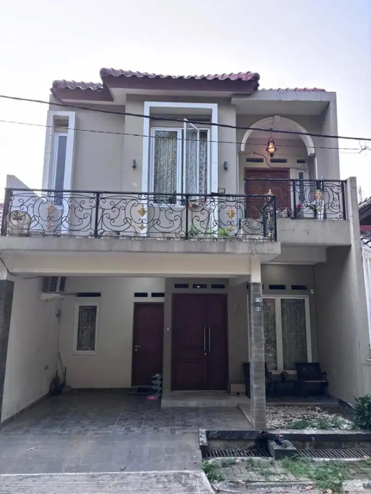 Dijual Rumah Dalam Komplek 1 pitu dengan Akses Kartu Khusus Warga,