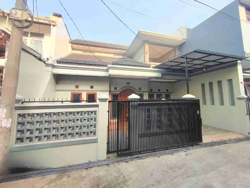 JUAL Rumah 2 Lantai Siap Huni di Taman Cibaduyut Indah