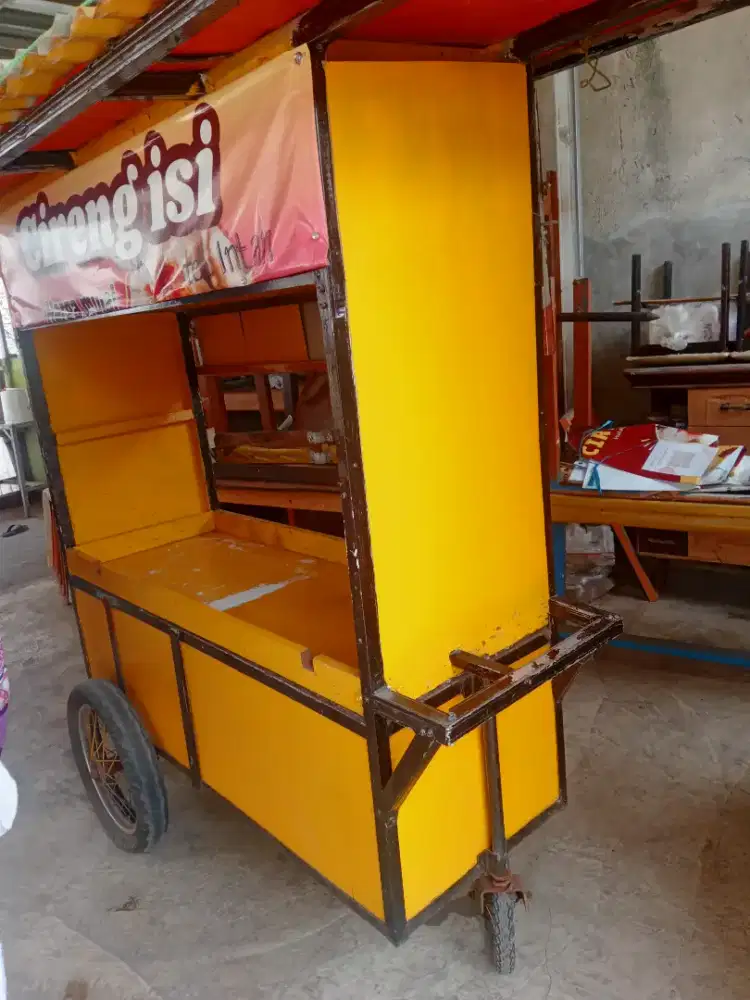 Gerobak usaha serbaguna