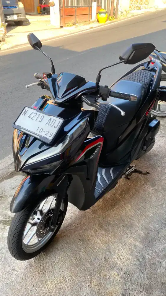DIJUAL MOTOR VARIO 125 TAHUN 2018