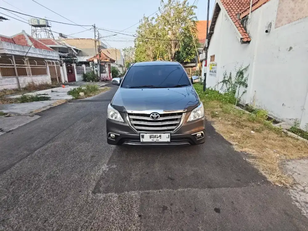 Kijang Innova g matic 2014