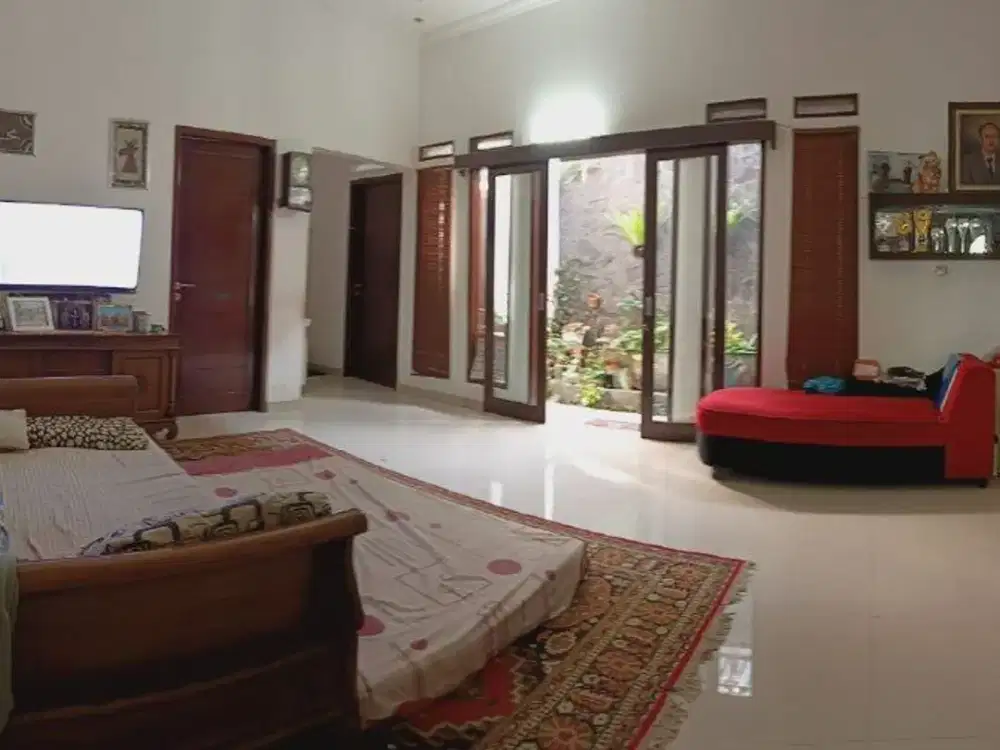 RUMAH BAGUS SIAP HUNI LINGKUNGAN NYAMAN DAN ASRI DALAM KOMPLEK DI DAGO