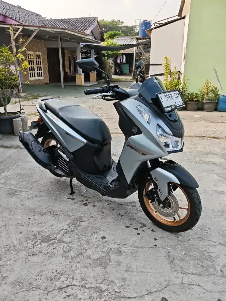 DIJUAL Yamaha Lexi 155cc Mesin Standar