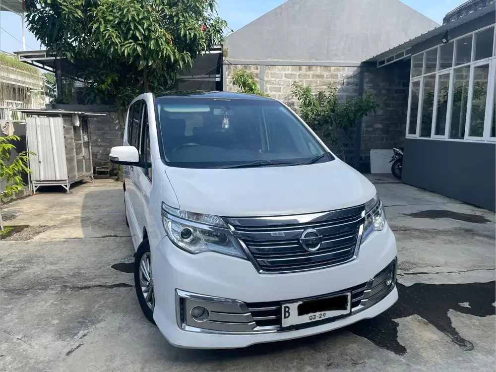 Nissan Serena 2.0 HWS 2017