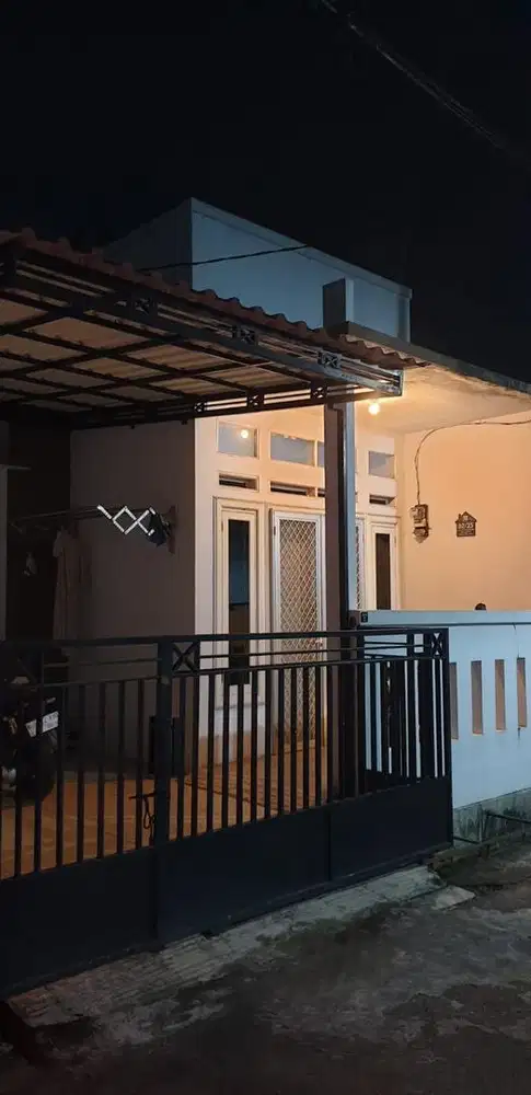 DIJUAL RUMAH STRATEGIS TENGAH KOTA BEKASI - BEBAS BANJIR + AMAN 24JAM