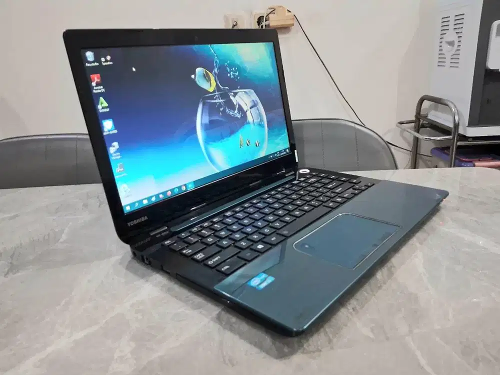 Like New Laptop DualVGA 6GB Gaming Desain Toshiba Slim Core i3 Garansi