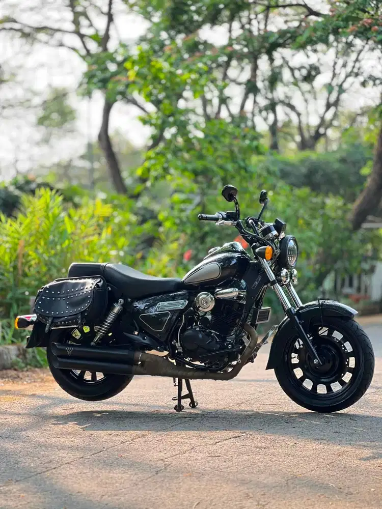 BENELLI MOTOBI 200 EFI 2023 HITAM KM 9K MULUS SIAP GAS