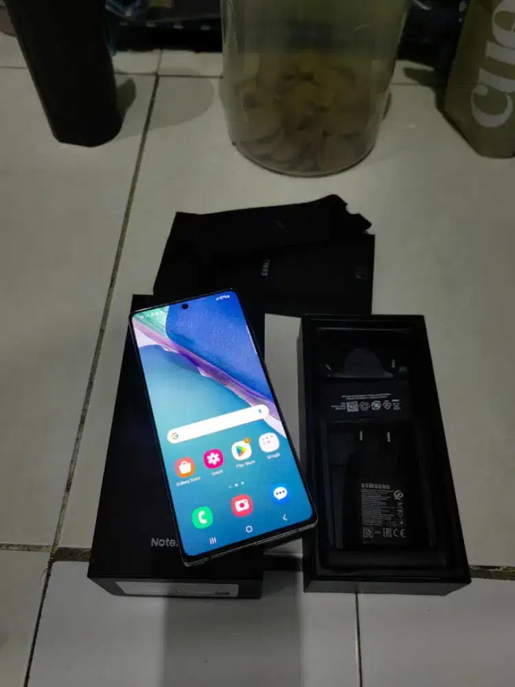Samsung Note 20 8/256 Sein