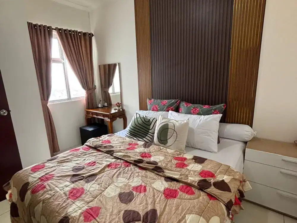 Disewakan Apartemen Mediterania garden 2 Tower H Lantai Sedang