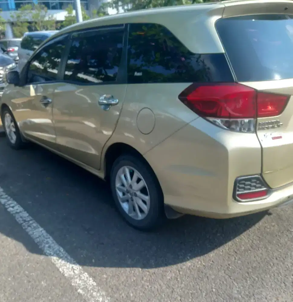 Jual Honda Mobilio 1,5 E 2015