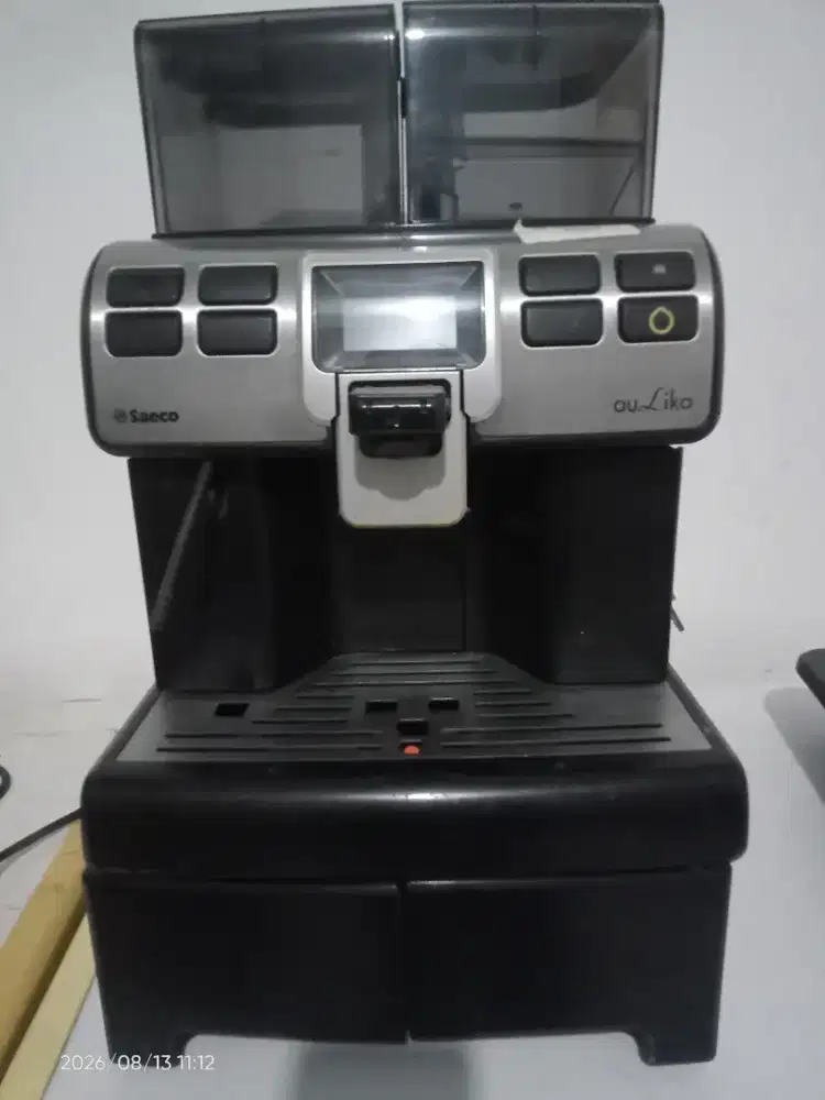 Mesin kopi ( Saeco Aulika Top HSN )