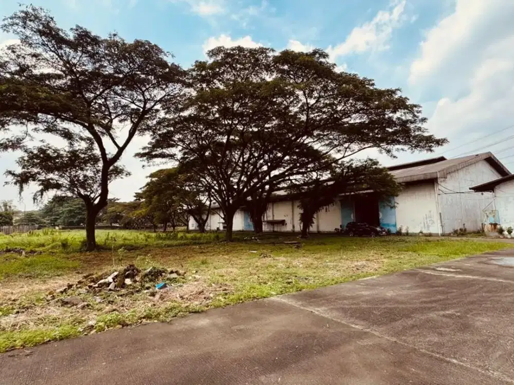 DIJUAL TANAH + BANGUNAN EX PABRIK JATAKE TANGERANG 26.350 M2