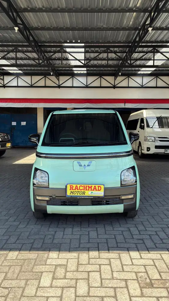 Wuling Air Ev 2023 hijau muda matic