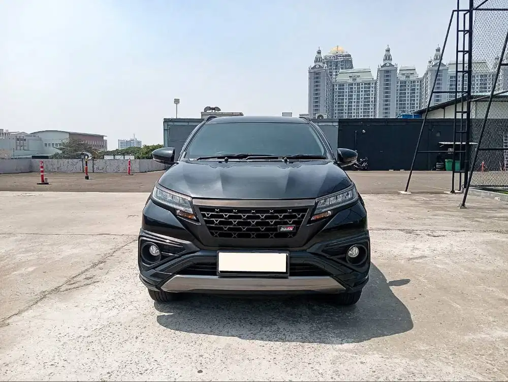 Toyota Rush S 1.5 GR Sport AT Facelift Hitam 2023 / 2024