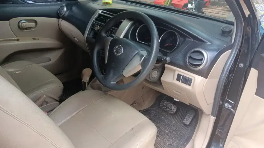 Grand Livina HWS 62016 AT XV 1.5 turun harga