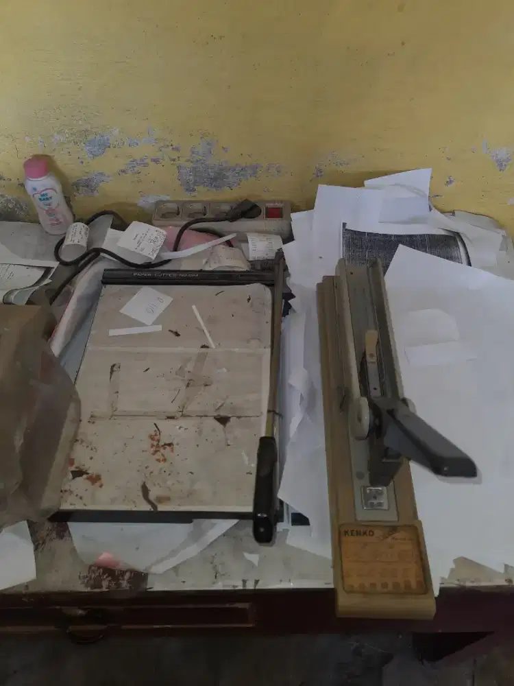Di jual hekter Jilid dan pemotong kertas HVS