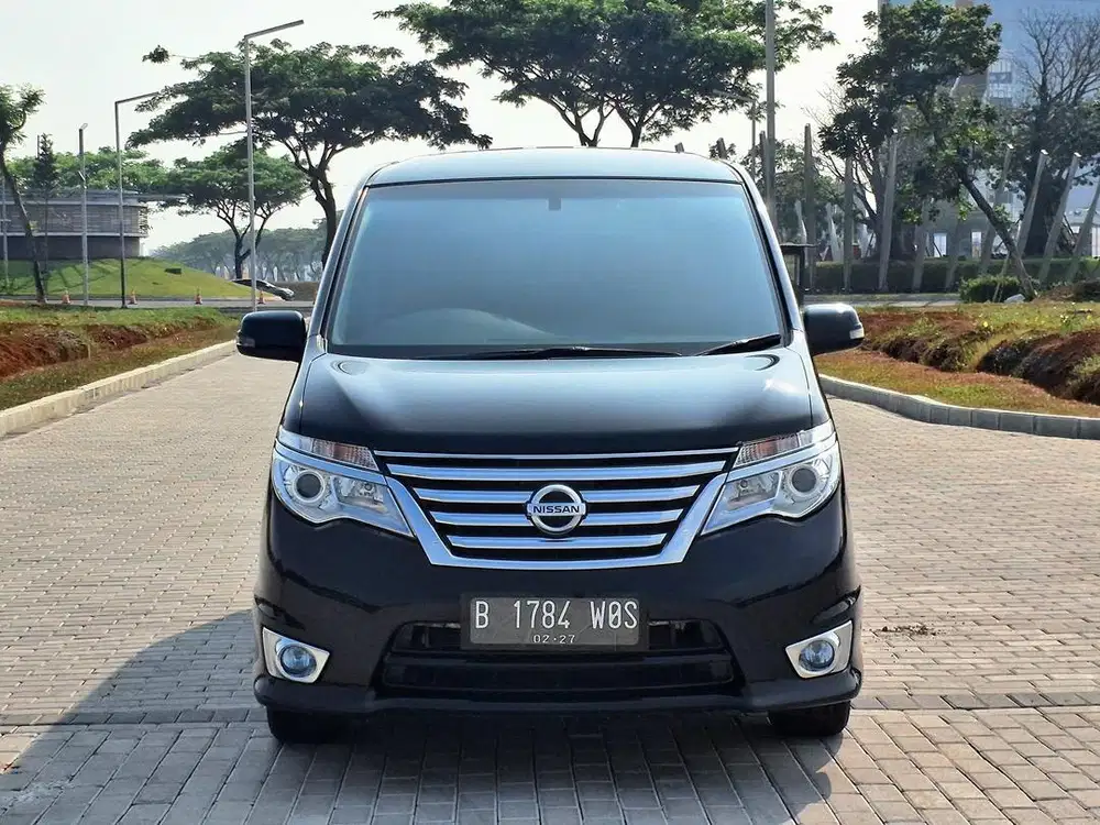 2017 Nissan Serena HWS A/T