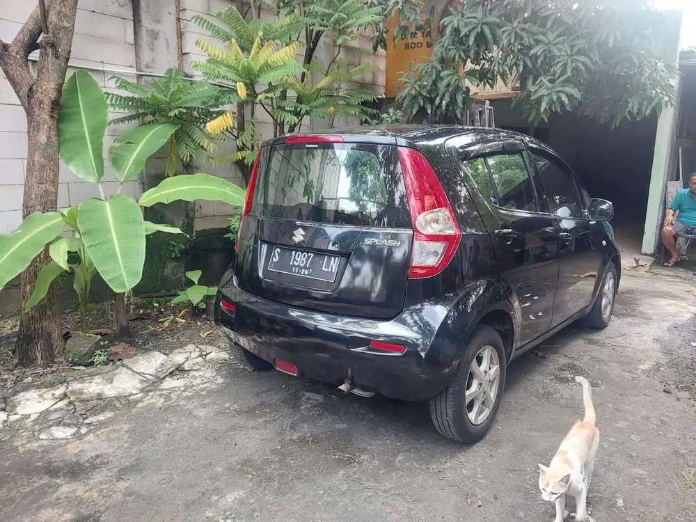 Suzuki Splash 2010 Bensin