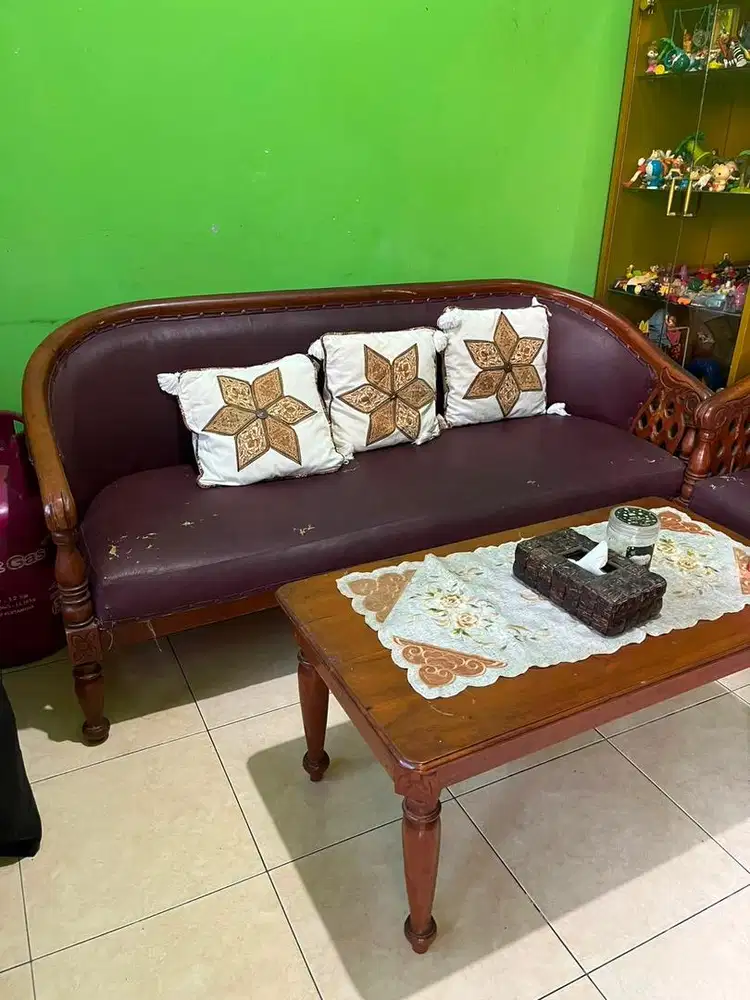 Set Kursi Kayu Jati dengan bantalan 6 seat