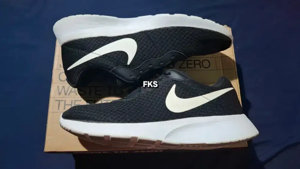 Koleksi Pribadi, Sepatu Running NIKE TANJUN Legit Original, No Minus