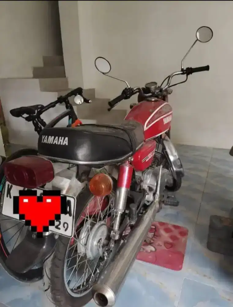 Montor yamaha RS 100 tahun 1979