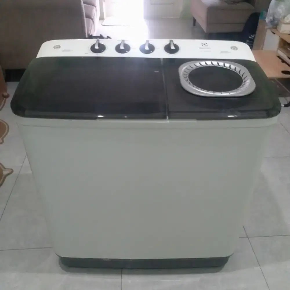 Mesin Cuci Electrolux 8kg