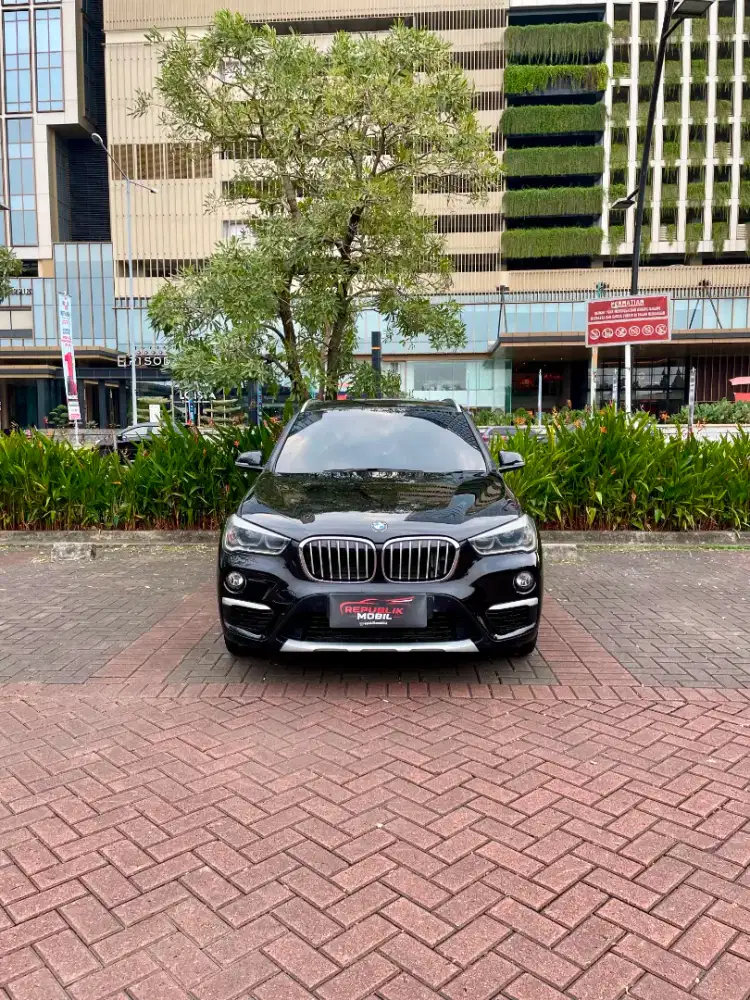 BMW X1 sDrive LCi xLine Matic 2018 DP 20 JUTAAN KM LOW Siap pakai