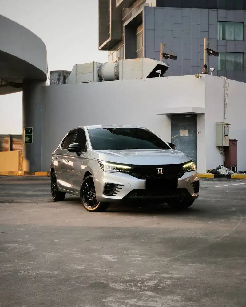KM41rb HONDA CITY RS HATCHBACK