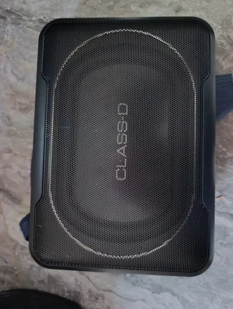 Subwoofer kolong aktif Pioneer