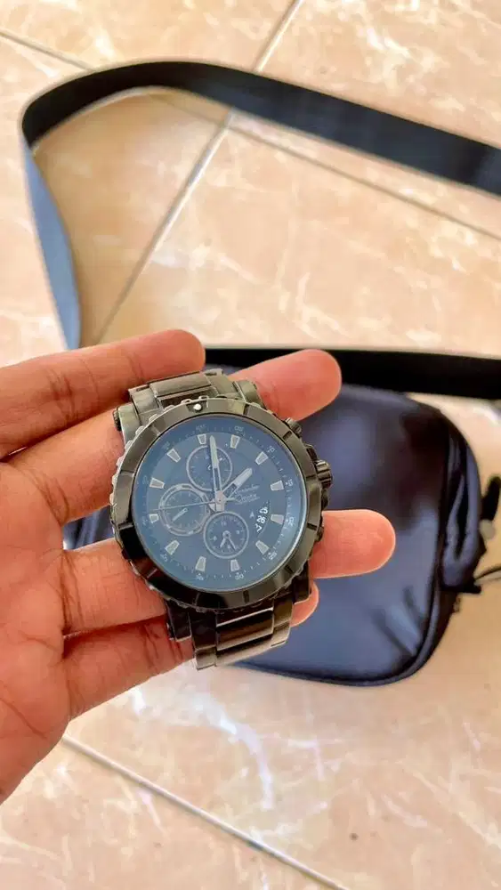 Alexandre christie jam tangan