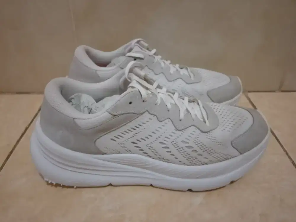 Sepatu Running Lari