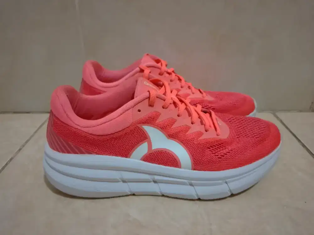 Sepatu Running Lari